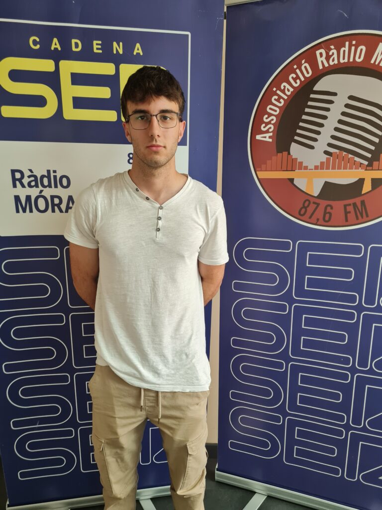 Bruno Ribera, cap de la Colla Gegantera i Grallera de Móra d'Ebre